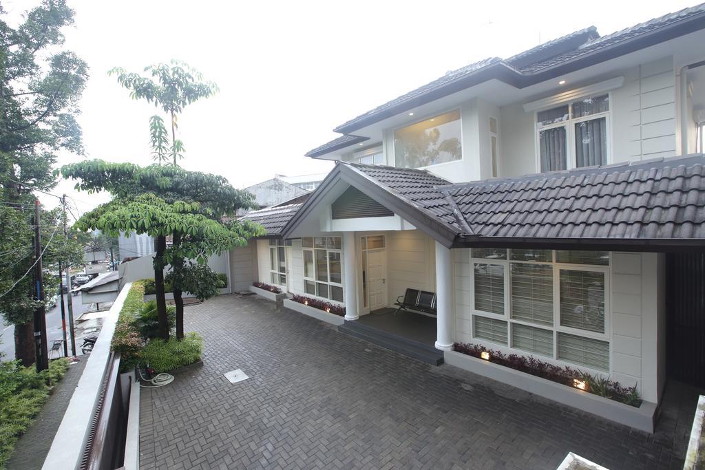 Dago 207 Otel Bandung Dış mekan fotoğraf